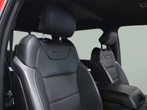 Used 2019 Ford F150 Raptor w/ Equipment Group 802A Luxury image 18