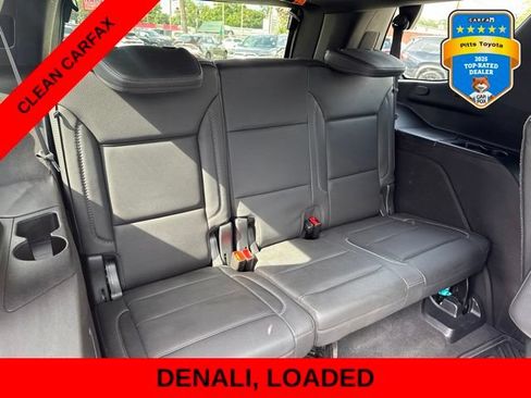 Used 2021 GMC Yukon Denali w/ Denali Premium Package AWD/4WD image 16