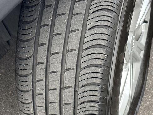 Used 2024 Jeep Compass Latitude AWD/4WD image 13