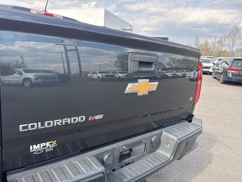 Used 2018 Chevrolet Colorado LT w/ LT Convenience Package image 26