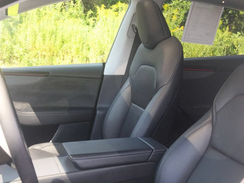 Used 2026 Tesla Model Y Long Range AWD/4WD image 19