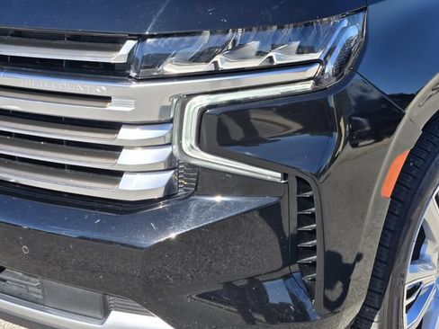 Used 2023 Chevrolet Tahoe High Country RWD image 10