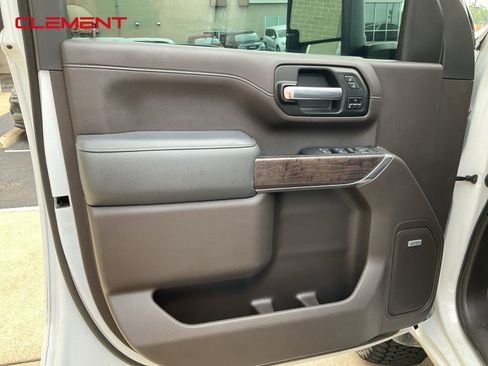 Used 2023 GMC Sierra 2500 Denali w/ Denali Ultimate Package image 17