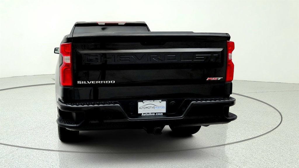 Used 2022 Chevrolet Silverado 1500 RST AWD/4WD image 6