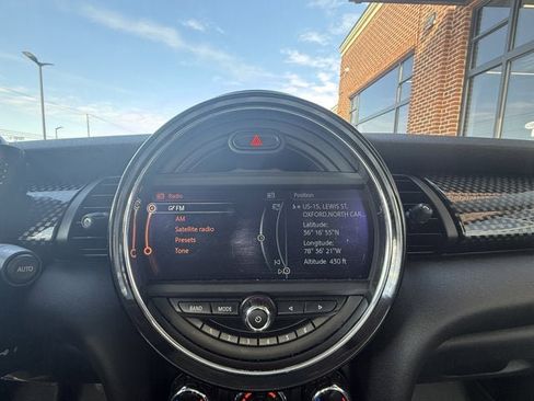 Used 2015 MINI Cooper S image 23