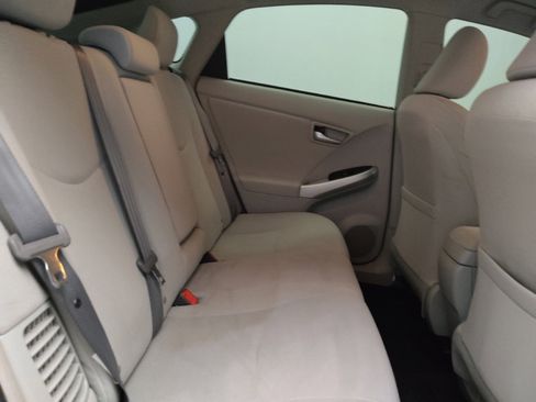 Used 2014 Toyota Prius Five image 19
