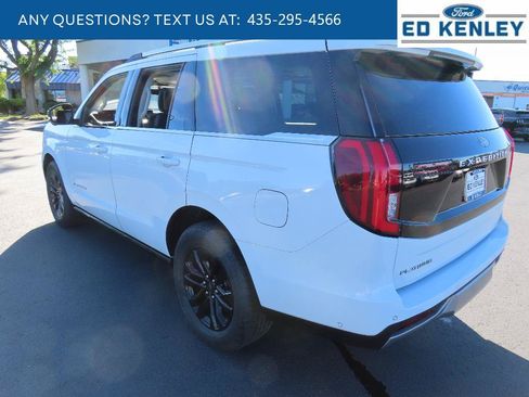 Used 2025 Ford Expedition Platinum AWD/4WD image 38