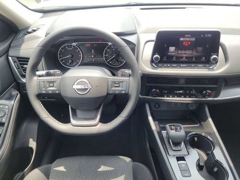 New 2026 Nissan Rogue SV FWD image 17