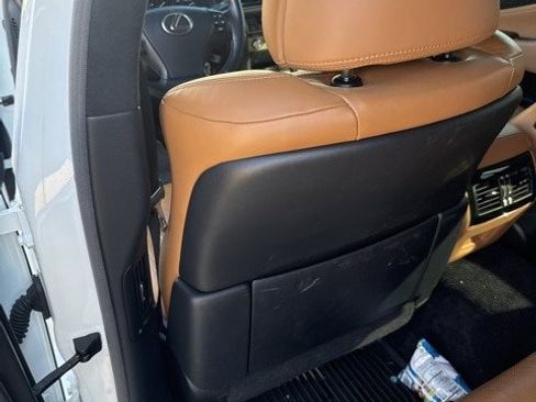 Used 2014 Lexus LS 460 w/ F Sport Package image 12