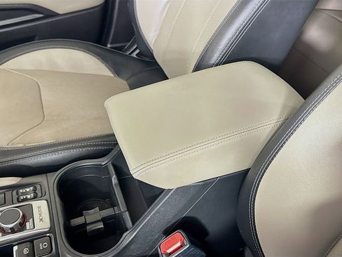 Used 2019 Subaru Forester Limited image 14