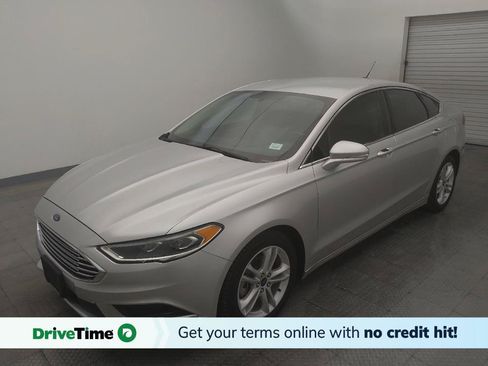 Used 2018 Ford Fusion SE w/ Fusion SE Technology Package FWD image 1