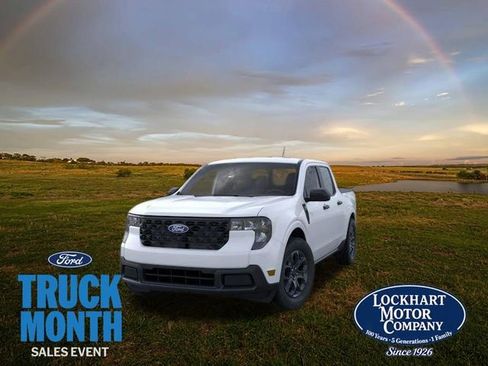 New 2026 Ford Maverick XLT image 3