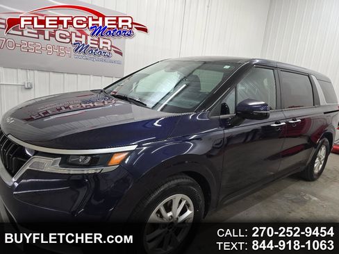 Used 2022 Kia Carnival LX image 1