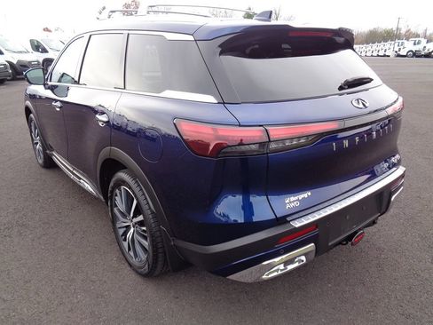 Used 2022 INFINITI QX60 Sensory w/ Vision Package image 3