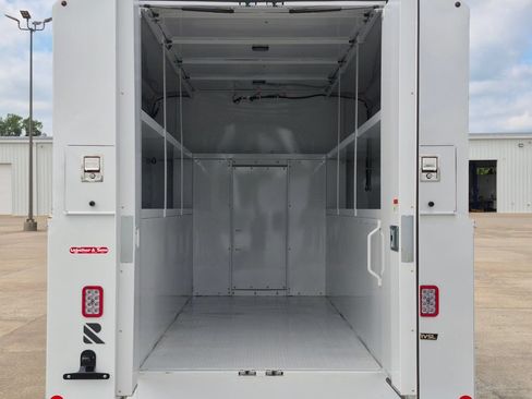 New 2026 Chevrolet Express 3500 w/ Power Convenience Package RWD image 21