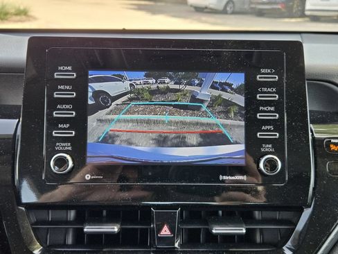 Used 2024 Toyota Camry SE FWD image 12