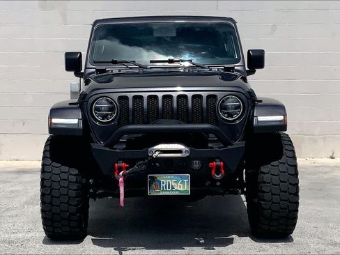 Used 2021 Jeep Wrangler Unlimited Sahara AWD/4WD image 6