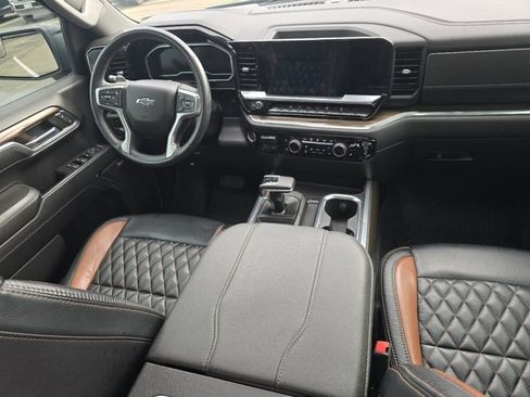 Used 2023 Chevrolet Silverado 1500 RST AWD/4WD image 28
