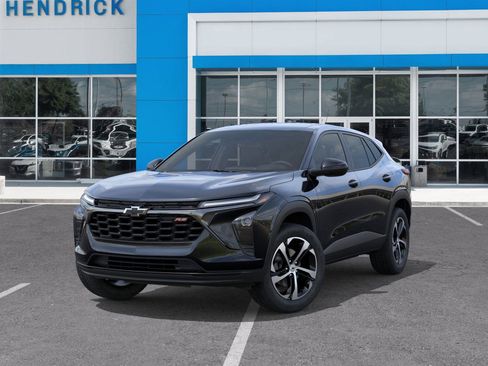 Used 2026 Chevrolet Trax RS image 8