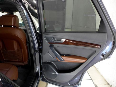 Used 2019 Audi Q5 2.0T Premium Plus w/ Premium Plus Package image 73