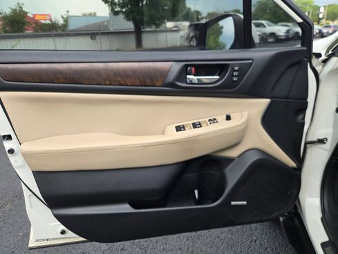 Used 2015 Subaru Outback 2.5i Limited AWD/4WD image 13