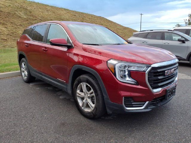 Used 2023 GMC Terrain SLE AWD/4WD image 11