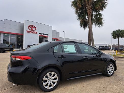 New 2026 Toyota Corolla LE image 5