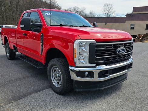 Used 2023 Ford F250 XL w/ XL Chrome Package image 4