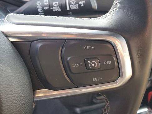 Certified 2022 Jeep Wrangler Unlimited Sahara w/ Cold Weather Group image 9