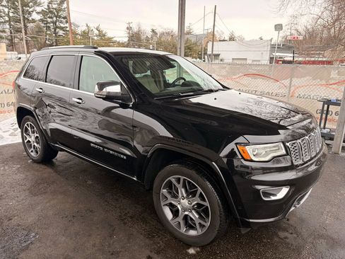 Used 2019 Jeep Grand Cherokee Overland AWD/4WD image 54