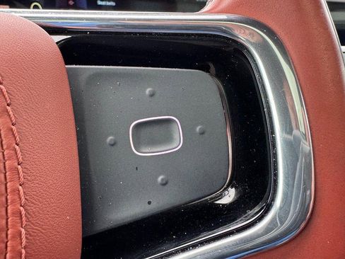 Certified 2024 Lincoln Nautilus Black Label image 19