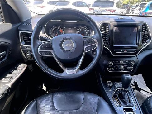 Used 2019 Jeep Cherokee Limited AWD/4WD image 7