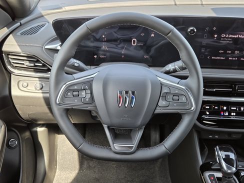 New 2026 Buick Envista Sport Touring FWD image 17
