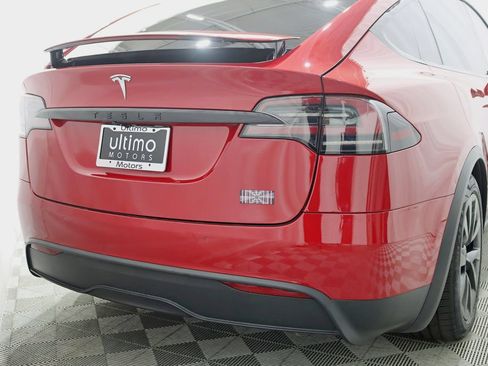 Used 2022 Tesla Model X Plaid AWD/4WD image 12