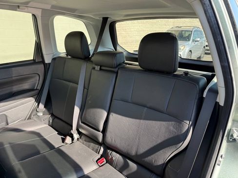 Used 2017 Subaru Forester 2.5i Touring AWD/4WD image 24