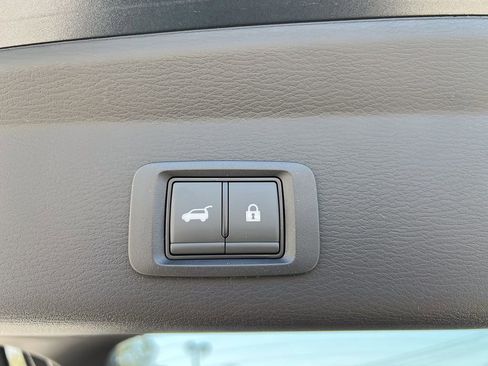 New 2026 Mitsubishi Outlander SE image 10