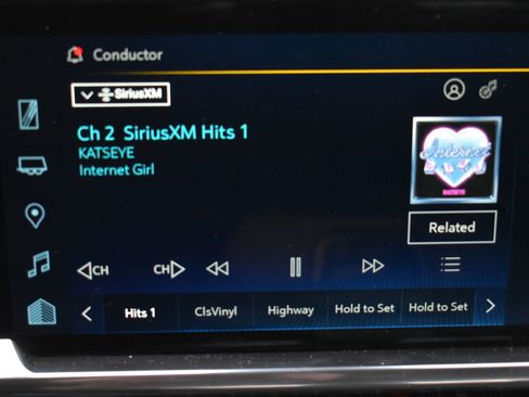 Used 2024 Chevrolet Silverado 2500 LT w/ Convenience Package image 24