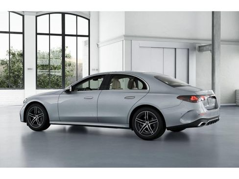 Certified 2025 Mercedes-Benz E 350 4MATIC Sedan image 31