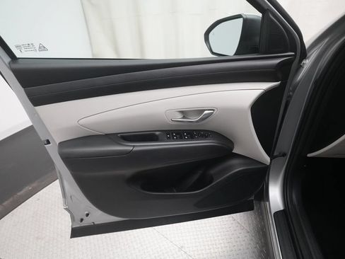 Used 2025 Hyundai Tucson SEL AWD/4WD image 28