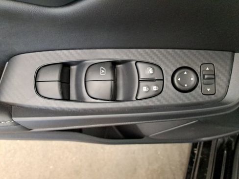 Used 2025 Nissan Sentra S FWD image 18