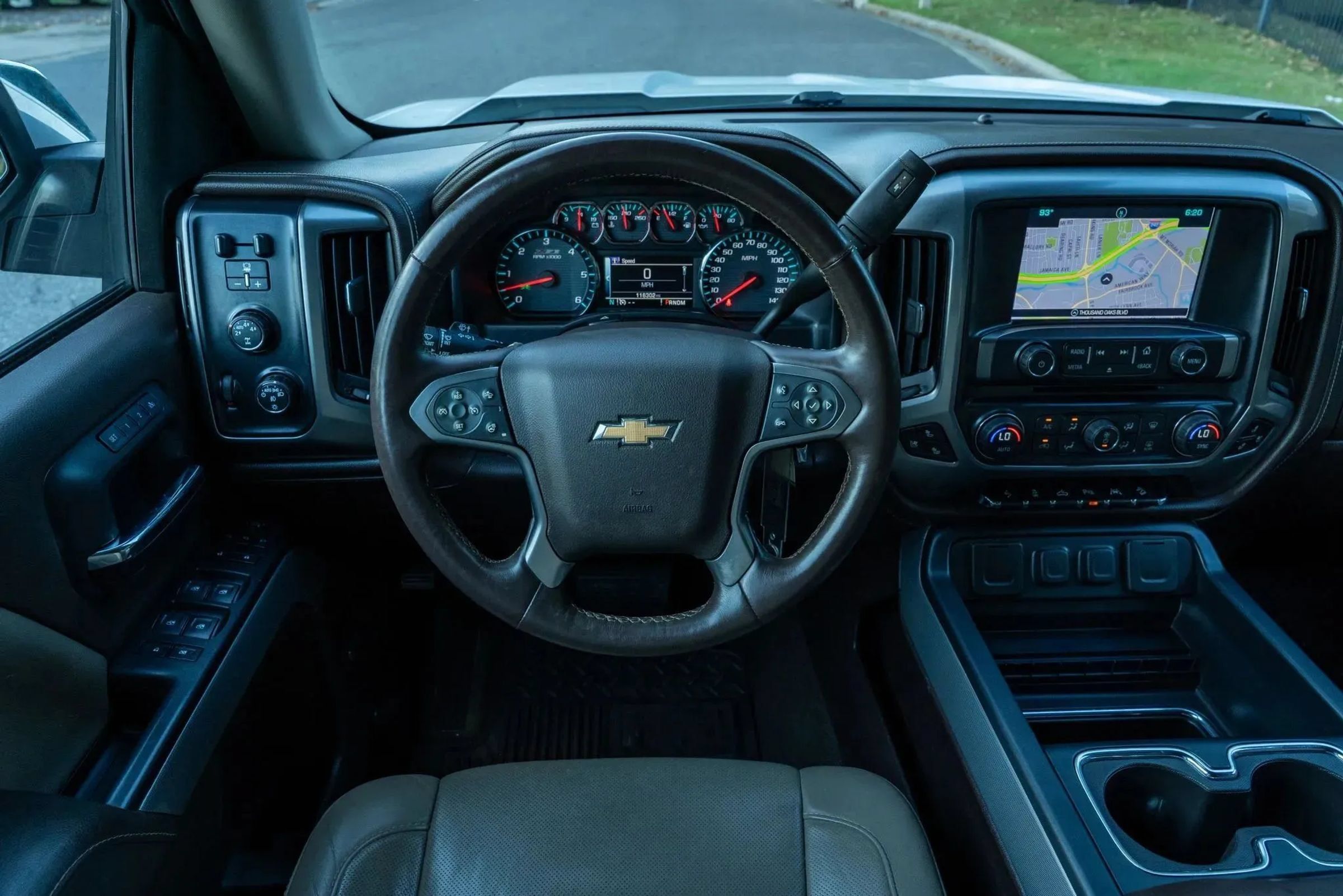 Used 2016 Chevrolet Silverado 1500 LTZ Z71 w/ LTZ Plus Package AWD/4WD image 17