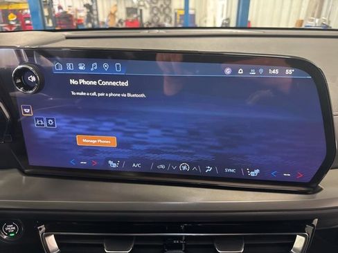 New 2026 Chevrolet Traverse LT FWD image 17