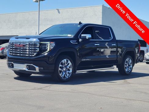 Used 2023 GMC Sierra 1500 Denali w/ Denali Reserve Package AWD/4WD image 2