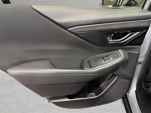 Used 2020 Subaru Outback Premium image 28