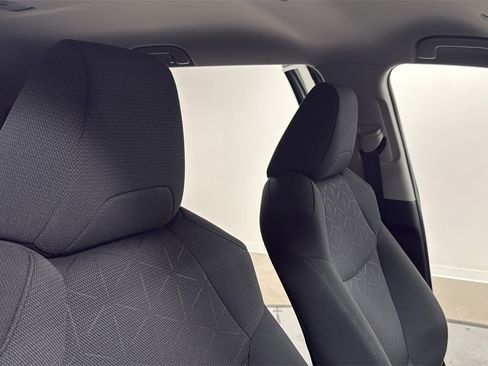 Used 2024 Toyota RAV4 XLE image 19