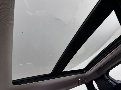 Used 2023 Mitsubishi Outlander SE AWD/4WD image 14