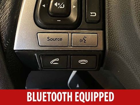 Used 2017 Subaru Outback 2.5i Premium AWD/4WD image 11