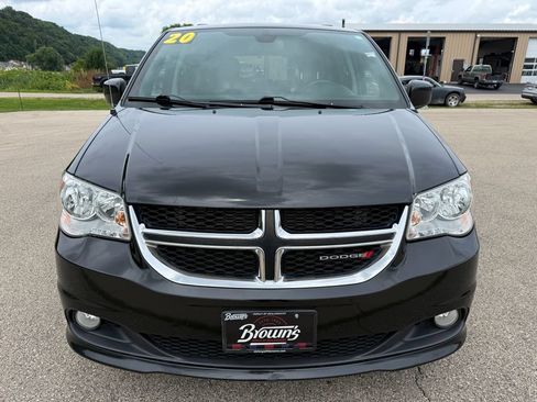 Used 2020 Dodge Grand Caravan SXT FWD image 2