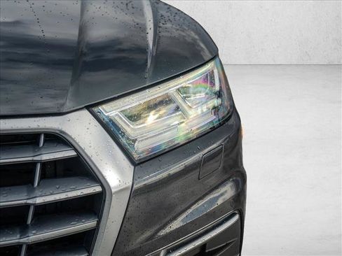 Used 2020 Audi Q5 2.0T Premium Plus w/ Premium Plus Package image 8