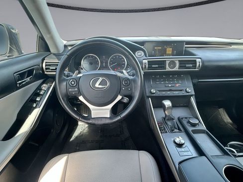 Used 2016 Lexus IS 200t RWD image 20